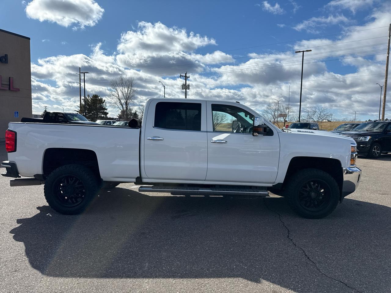 Chevrolet Silverado 2500HD LTZ Crew Cab 4WD 2017