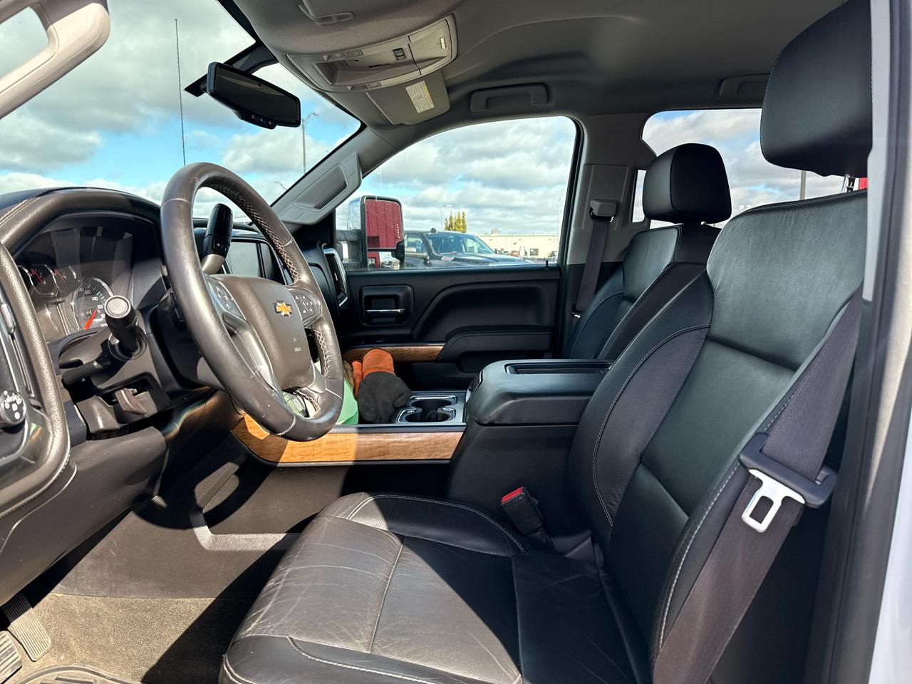 Chevrolet Silverado 2500HD LTZ Crew Cab 4WD 2017