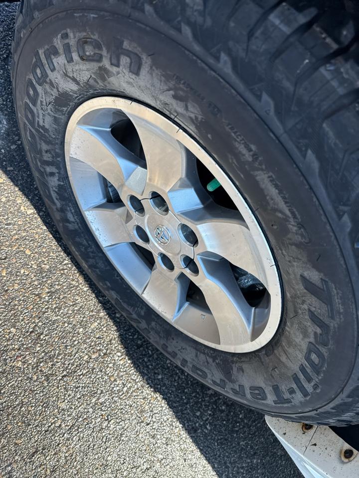 Toyota 4Runner SR5 4WD 2012