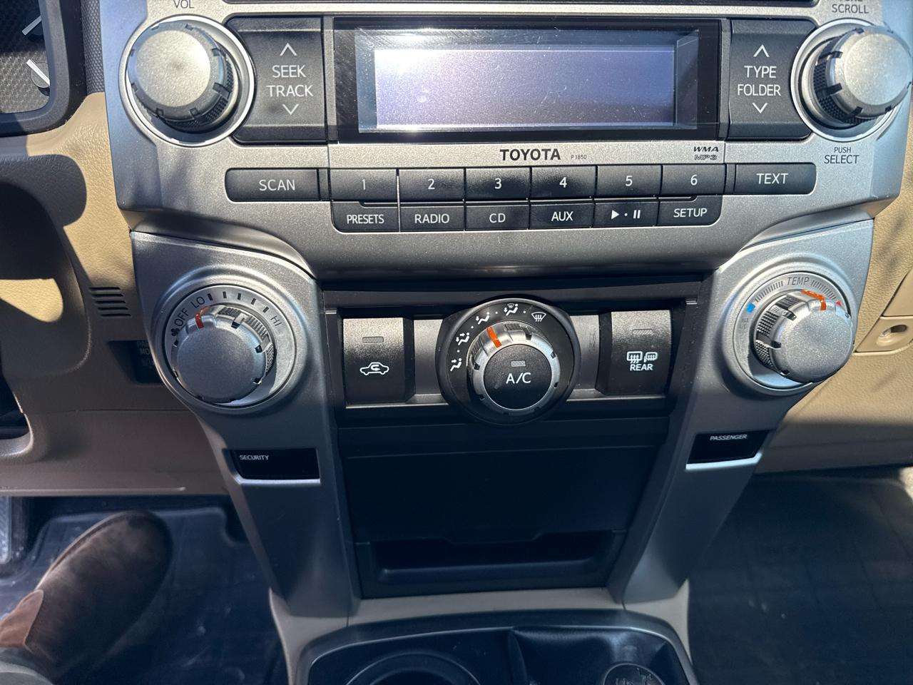 Toyota 4Runner SR5 4WD 2012