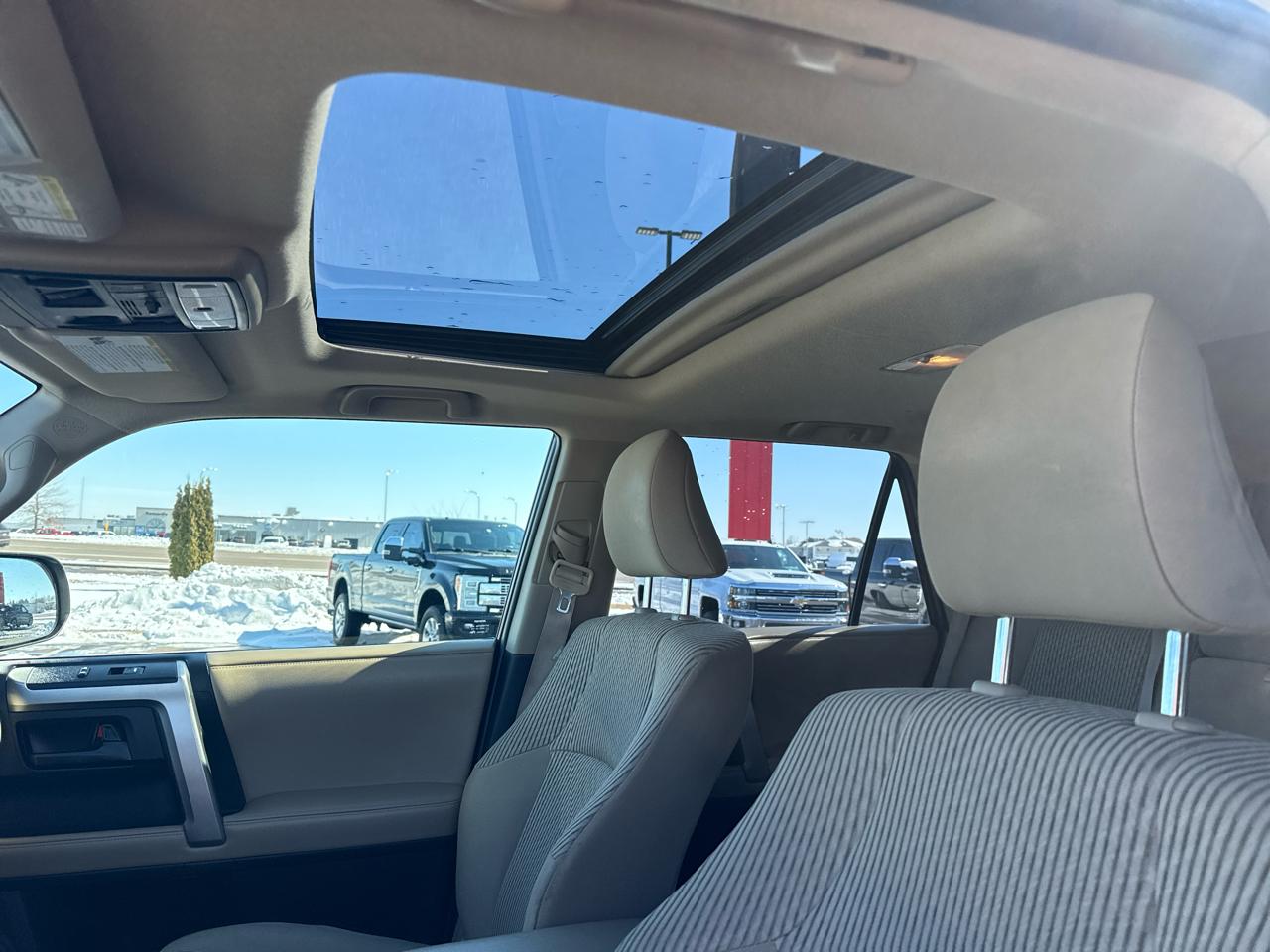 Toyota 4Runner SR5 4WD 2012