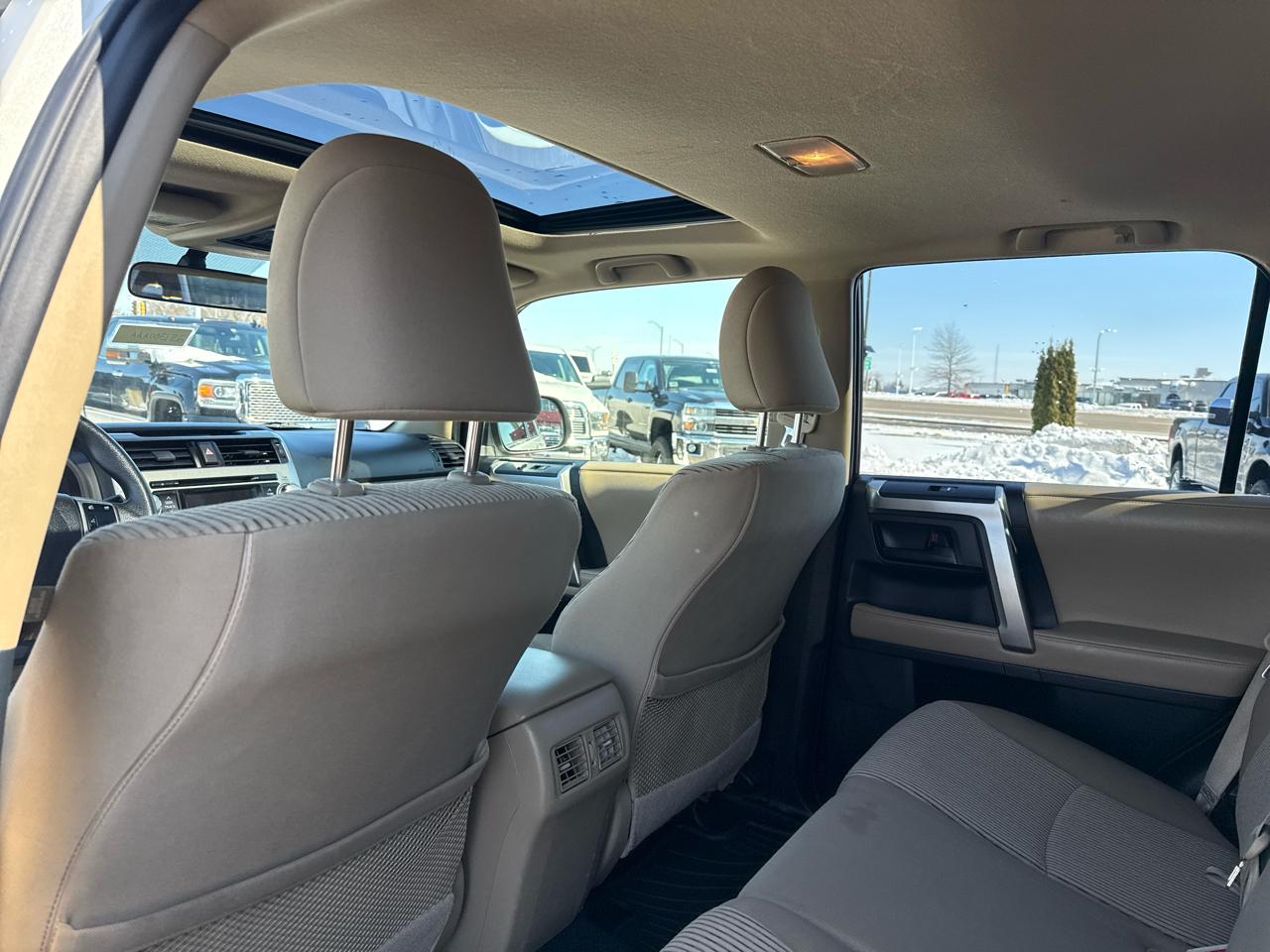 Toyota 4Runner SR5 4WD 2012