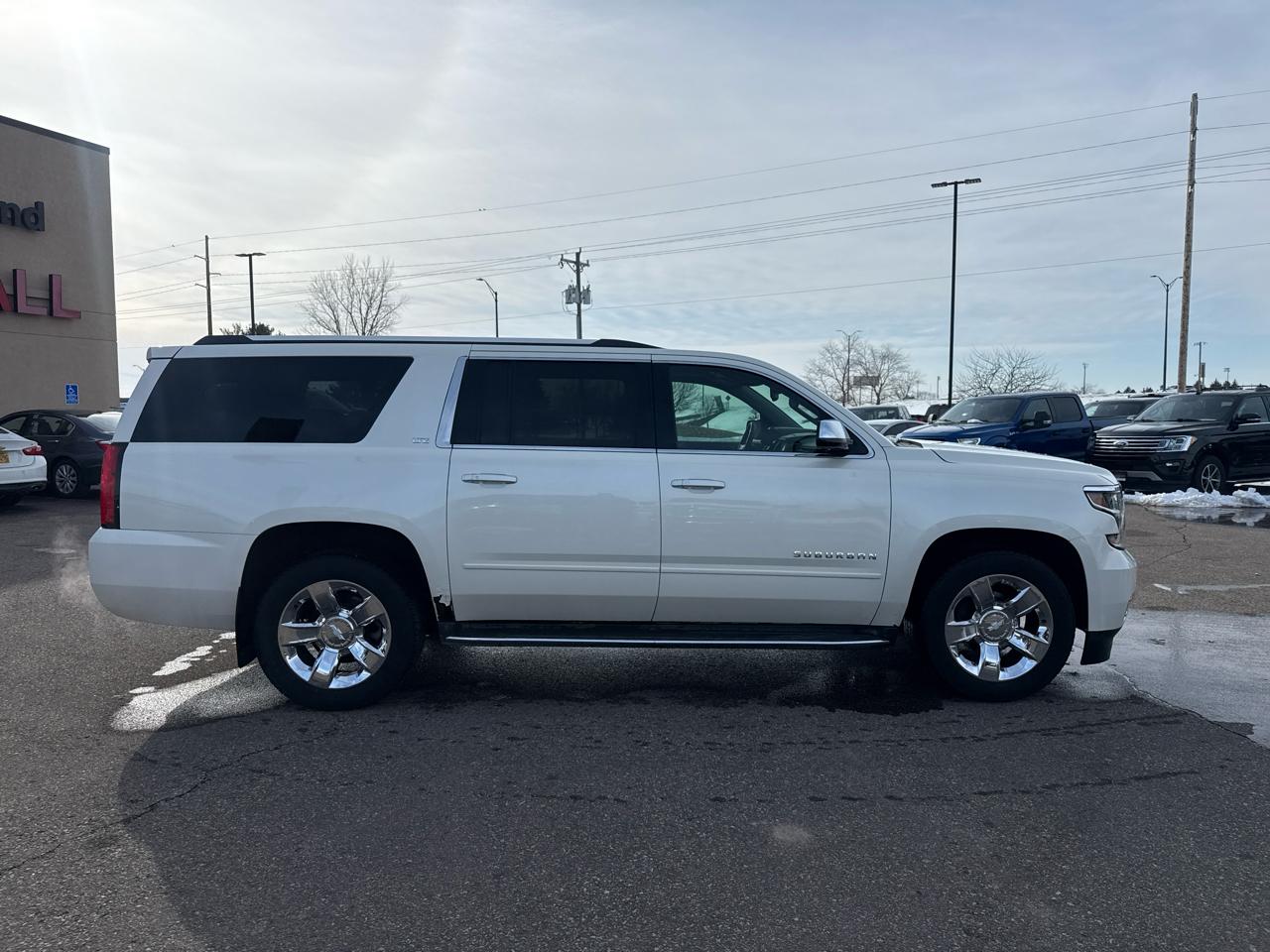 Chevrolet Suburban LTZ 1500 4WD 2015