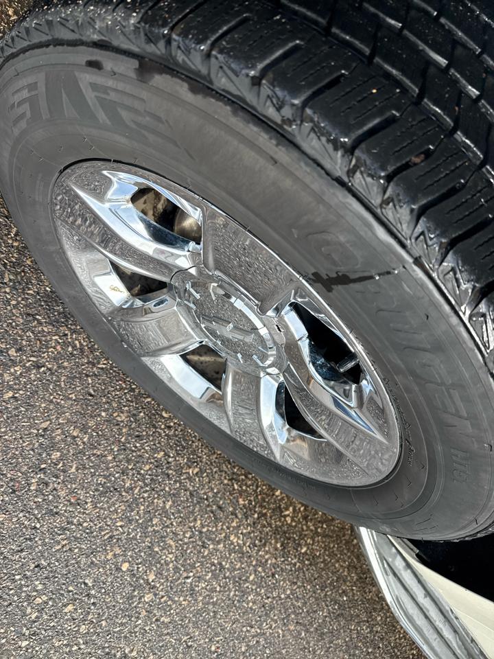 Chevrolet Suburban LTZ 1500 4WD 2015