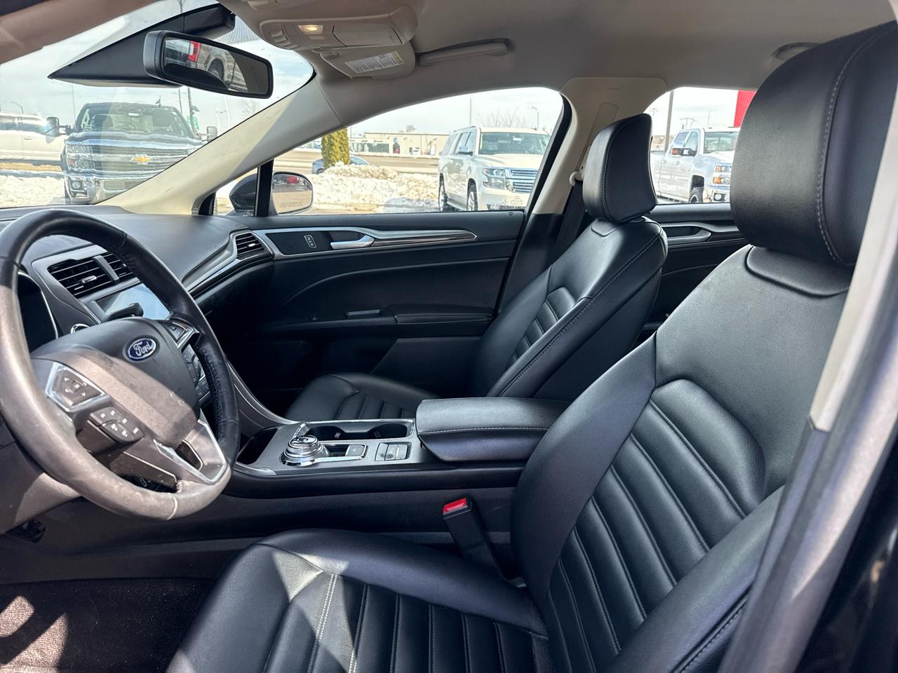 Ford Fusion SEL 2020