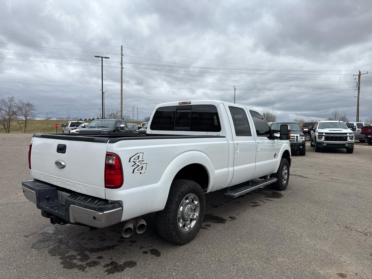 Ford F-250 SD Lariat Crew Cab 4WD 2015