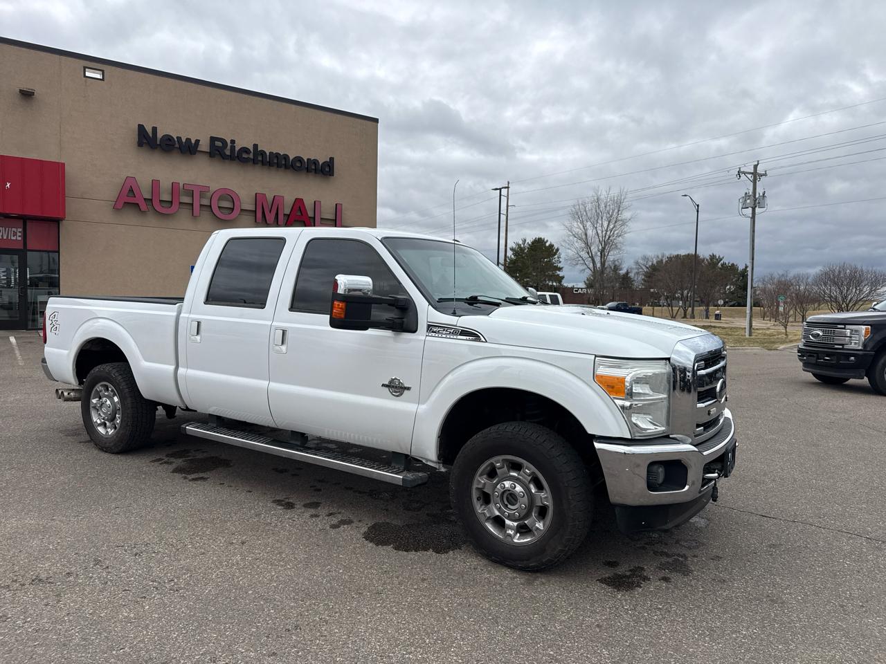 Ford F-250 SD Lariat Crew Cab 4WD 2015