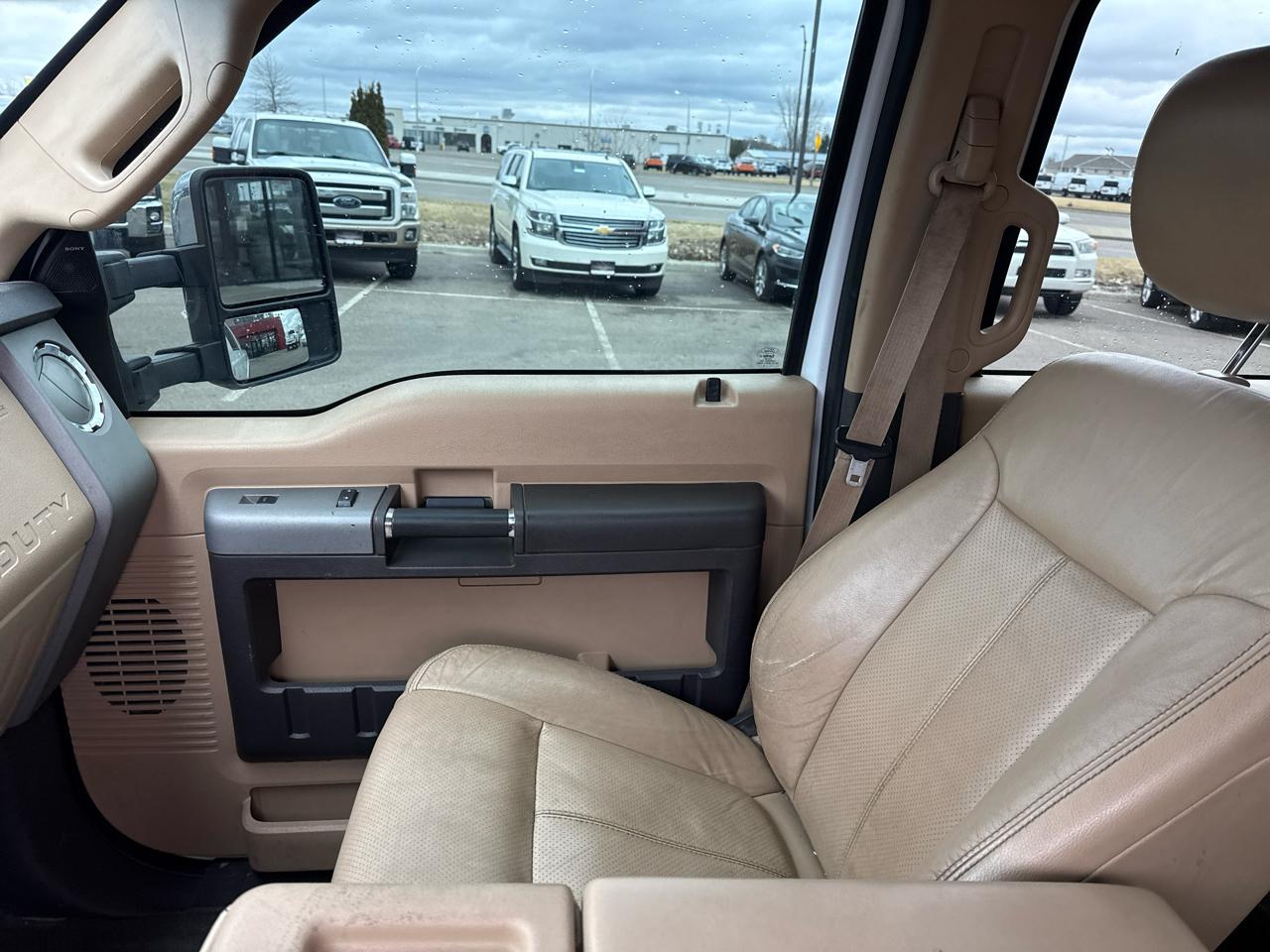 Ford F-250 SD Lariat Crew Cab 4WD 2015