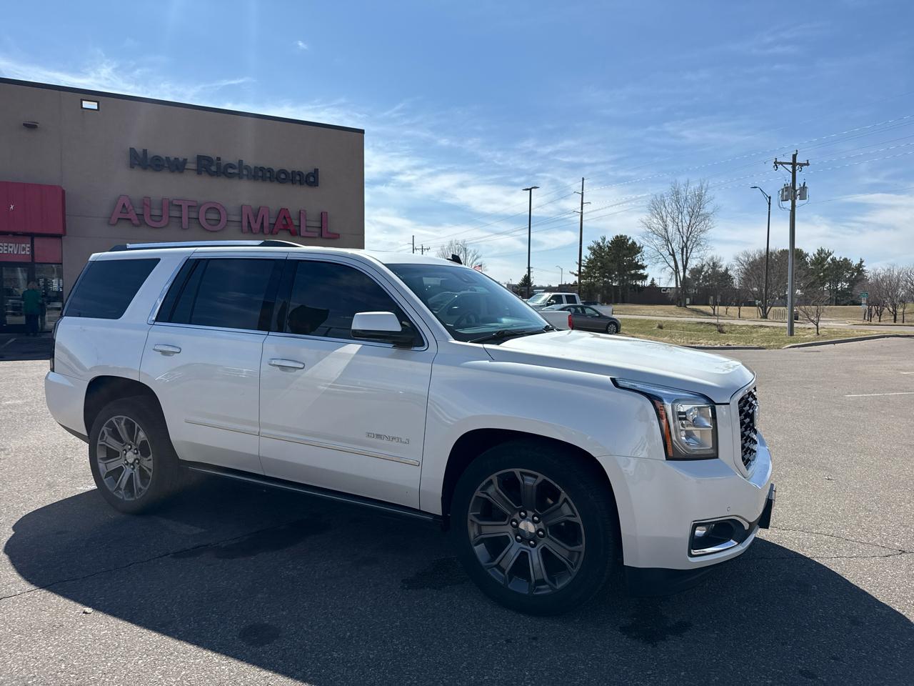 GMC Yukon Denali 4WD 2015