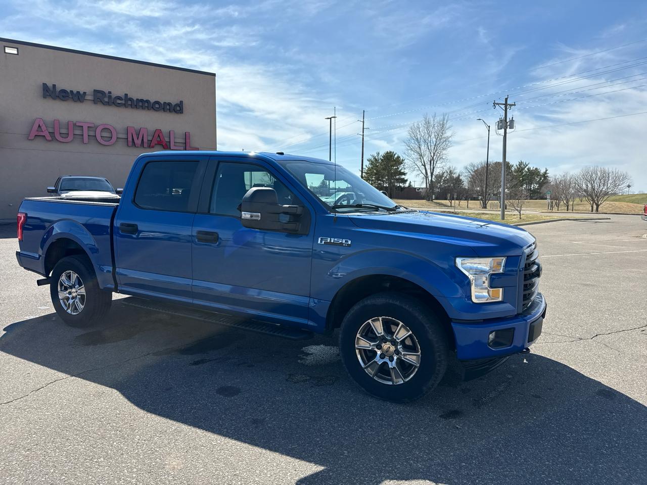 Ford F-150 XL SuperCrew 5.5-ft. Bed 4WD 2017