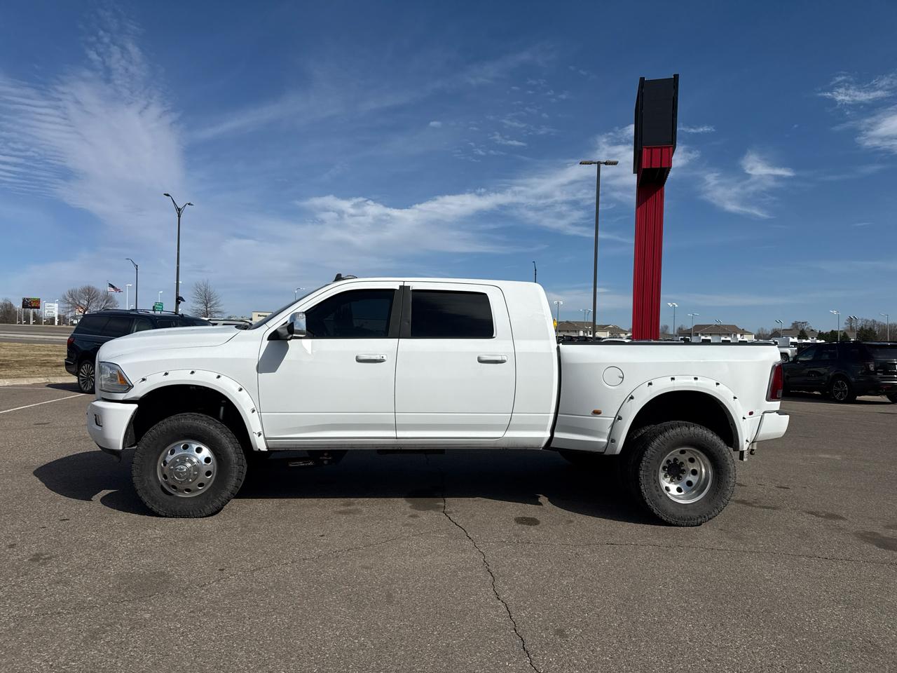 RAM 3500 Laramie Mega Cab 4WD DRW 2013