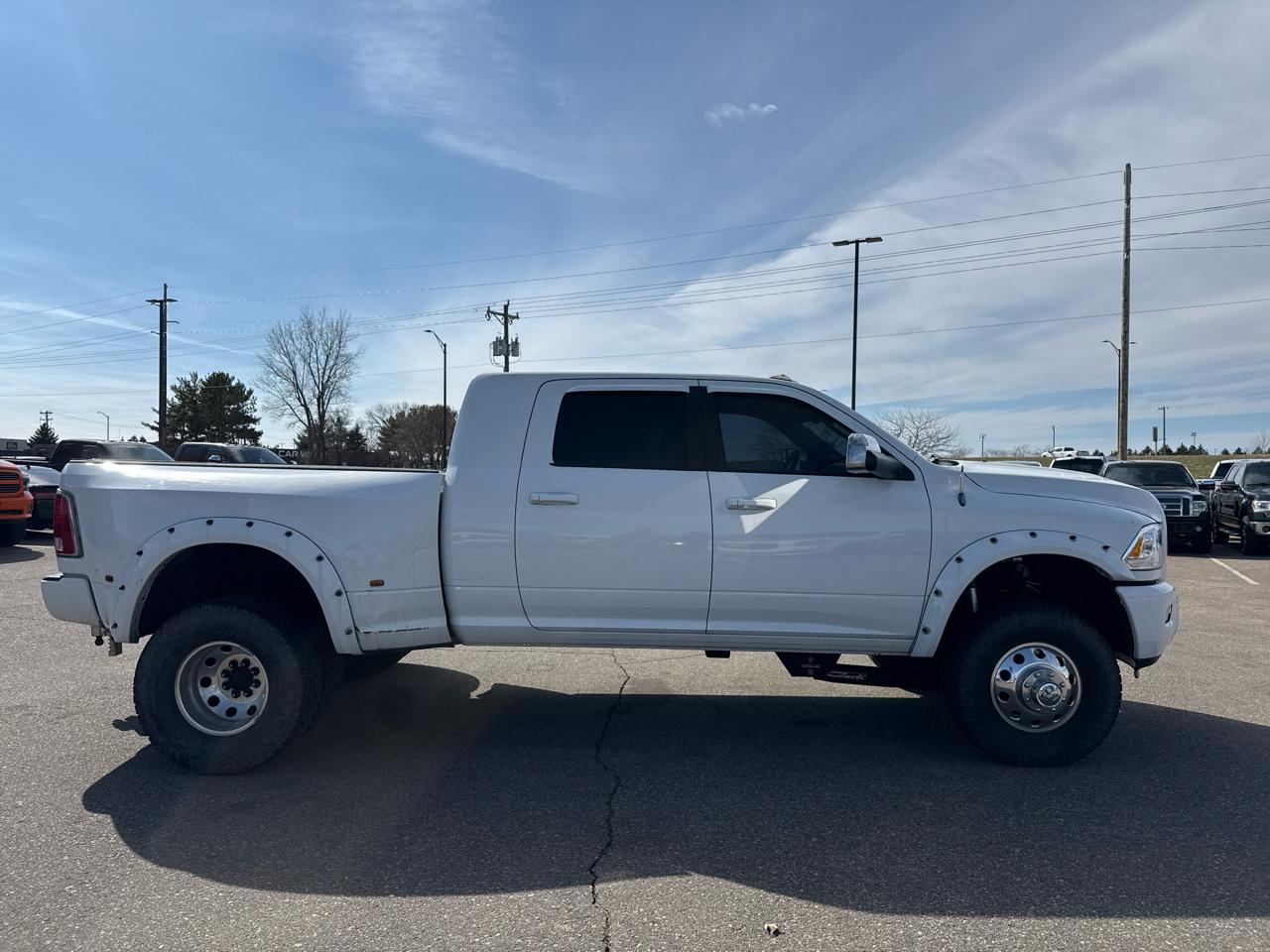 RAM 3500 Laramie Mega Cab 4WD DRW 2013