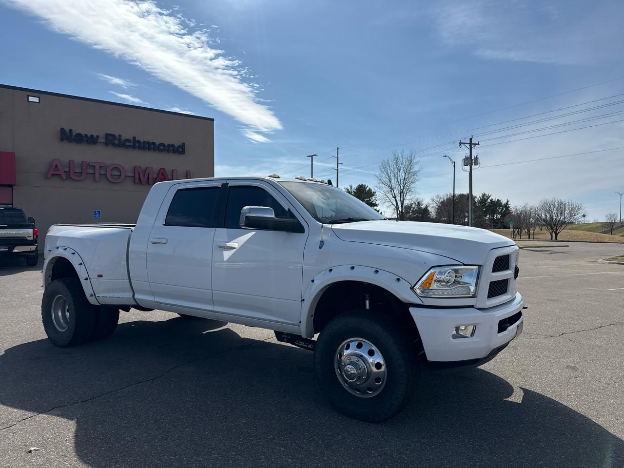 RAM 3500 Laramie Mega Cab 4WD DRW 2013