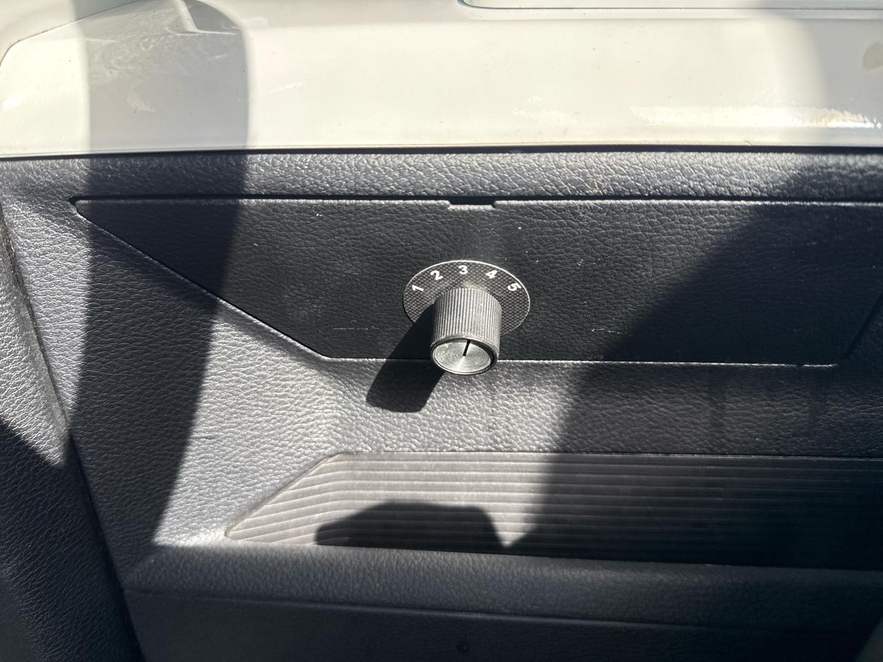 RAM 3500 Laramie Mega Cab 4WD DRW 2013