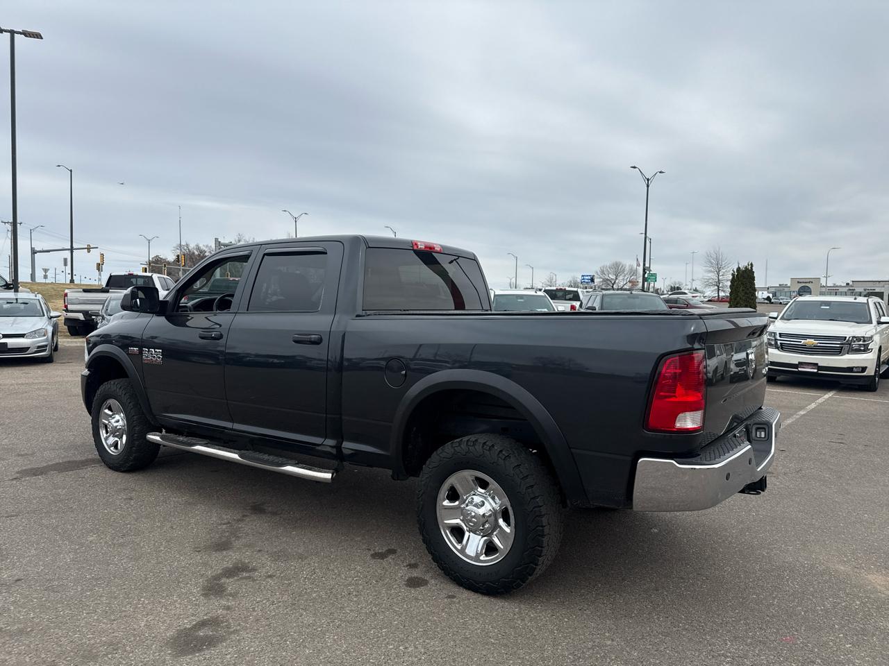 RAM 2500 Tradesman Crew Cab SWB 4WD 2017