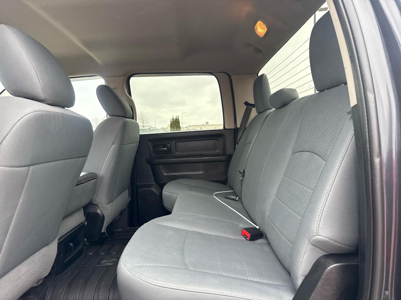 RAM 2500 Tradesman Crew Cab SWB 4WD 2017