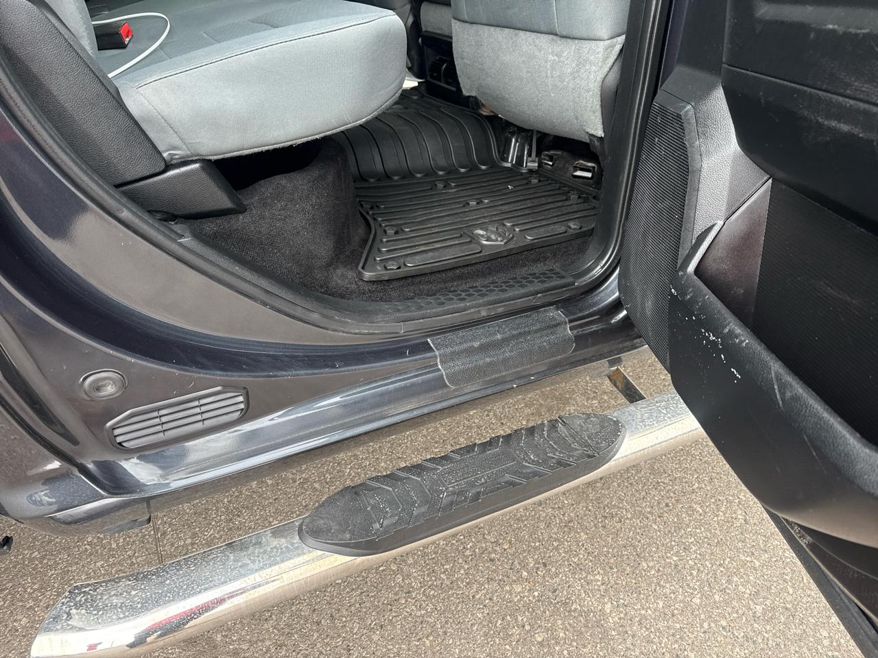 RAM 2500 Tradesman Crew Cab SWB 4WD 2017