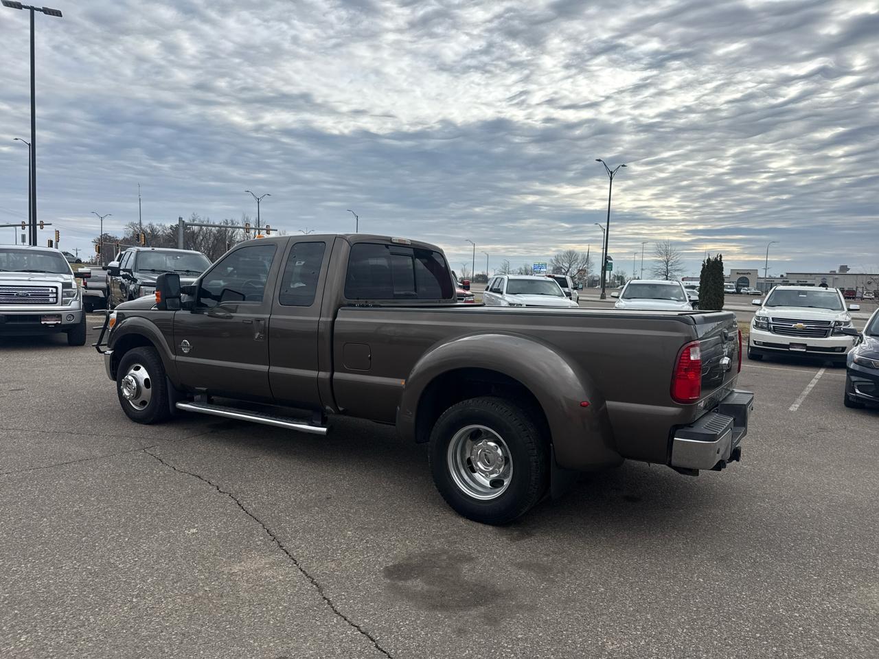 Ford F-350 SD Lariat SuperCab Long Bed DRW 2WD 2016