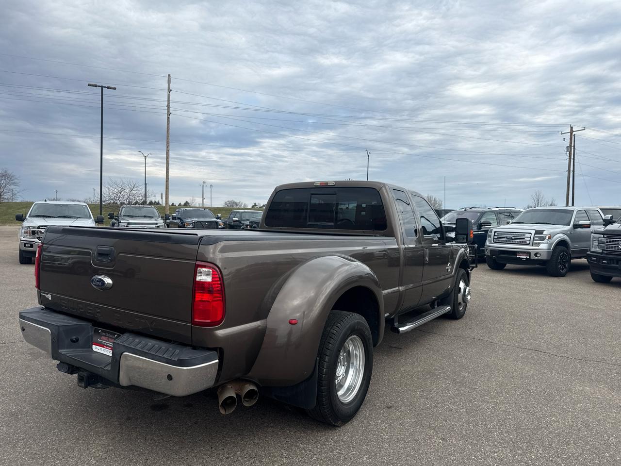 Ford F-350 SD Lariat SuperCab Long Bed DRW 2WD 2016