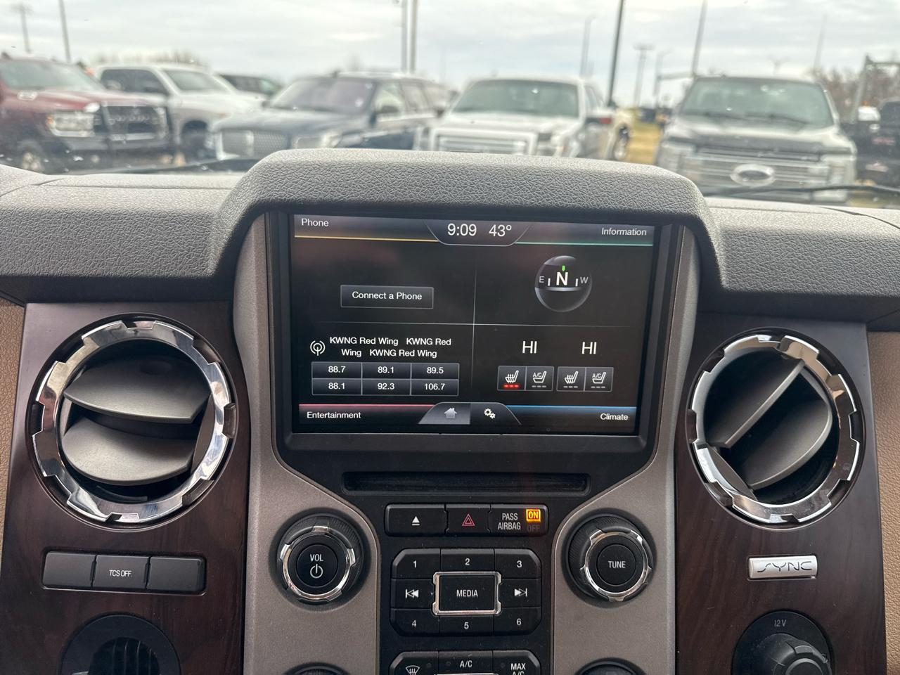 Ford F-350 SD Lariat SuperCab Long Bed DRW 2WD 2016