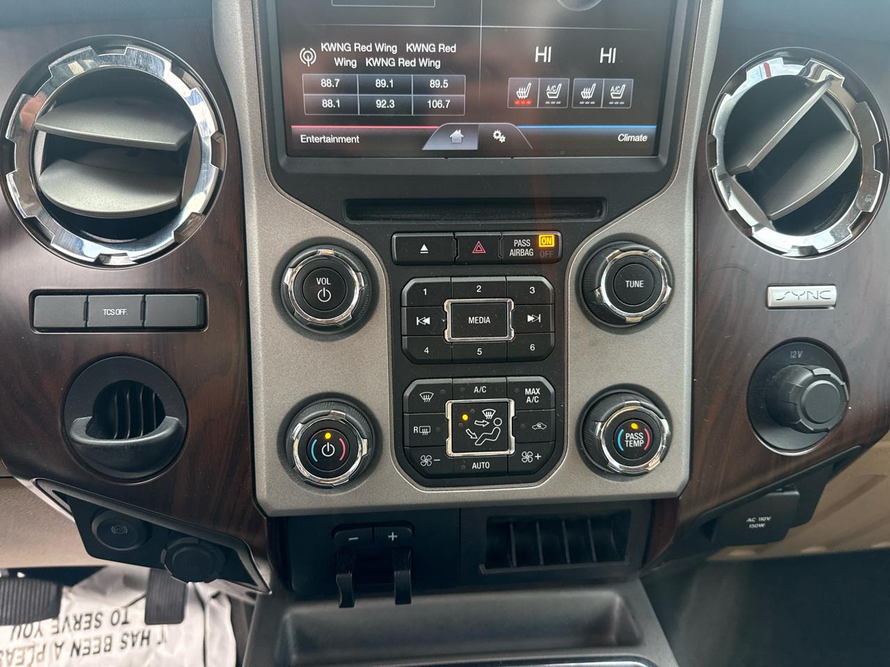 Ford F-350 SD Lariat SuperCab Long Bed DRW 2WD 2016