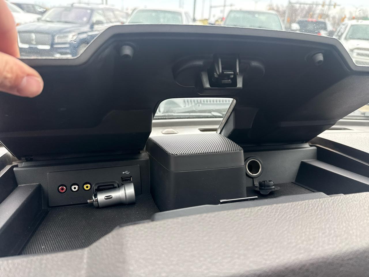 Ford F-350 SD Lariat SuperCab Long Bed DRW 2WD 2016