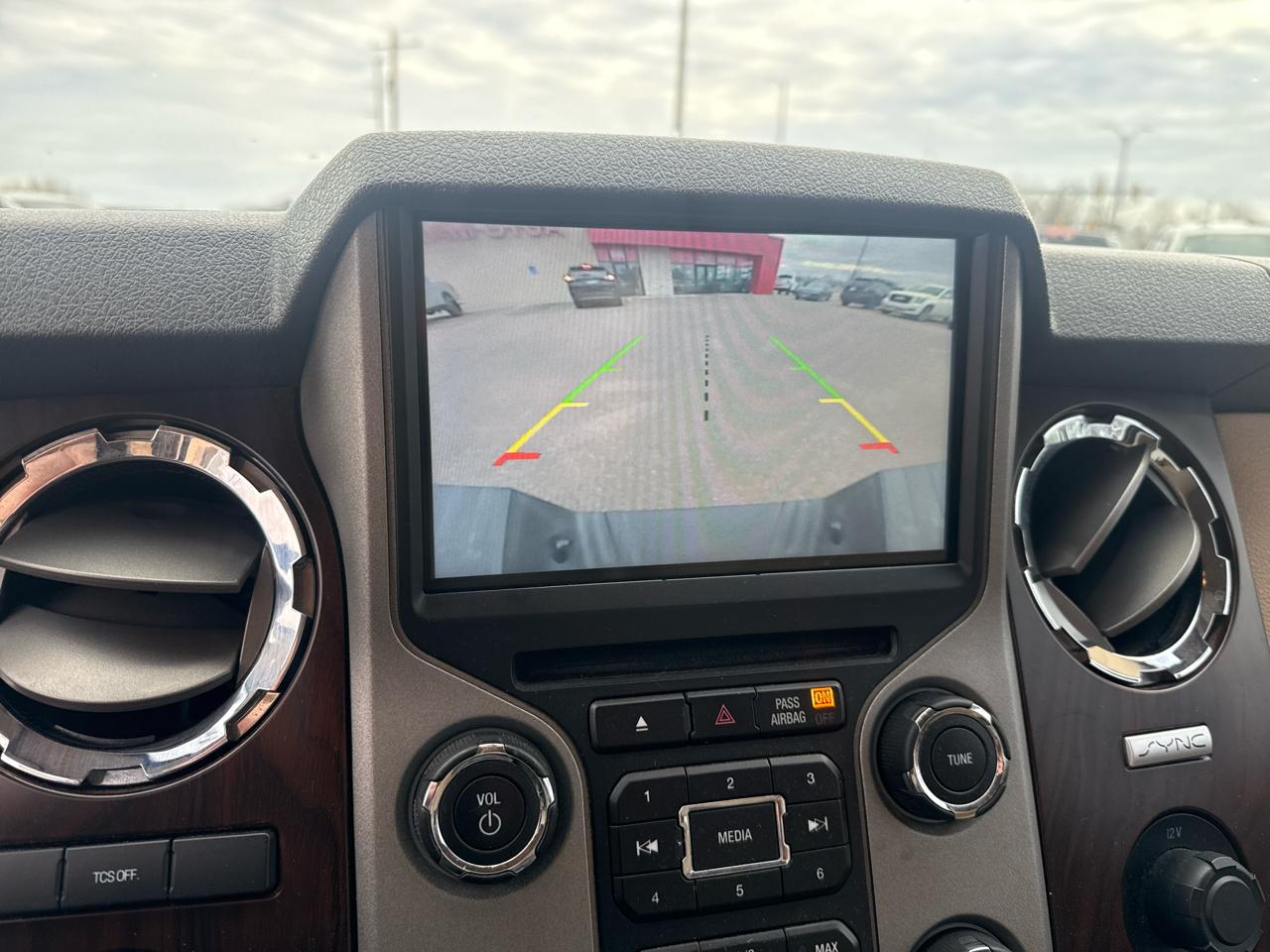 Ford F-350 SD Lariat SuperCab Long Bed DRW 2WD 2016