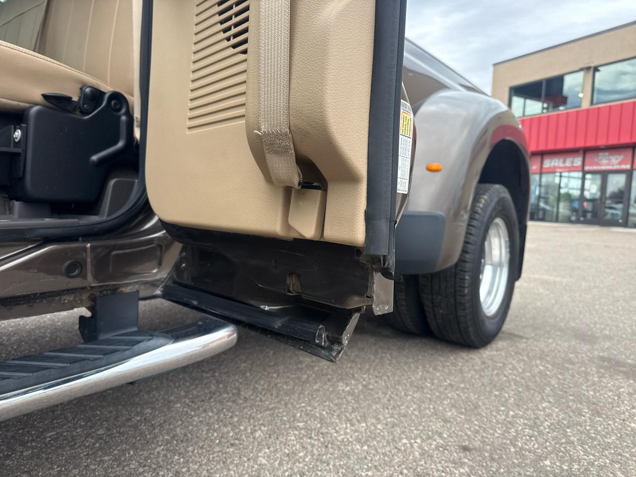 Ford F-350 SD Lariat SuperCab Long Bed DRW 2WD 2016