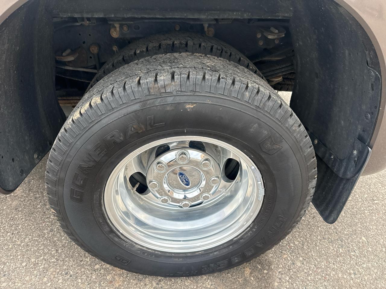 Ford F-350 SD Lariat SuperCab Long Bed DRW 2WD 2016