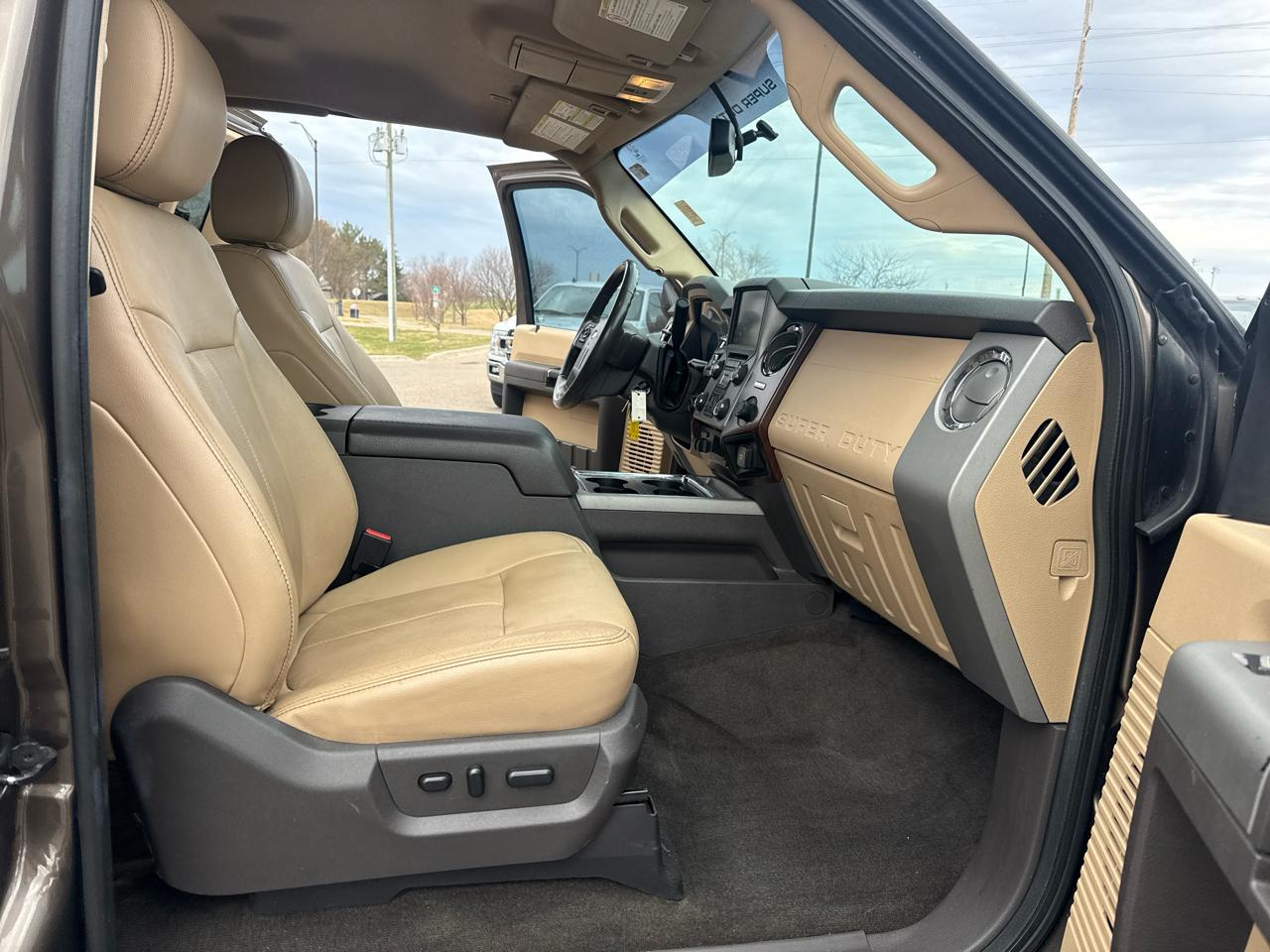 Ford F-350 SD Lariat SuperCab Long Bed DRW 2WD 2016