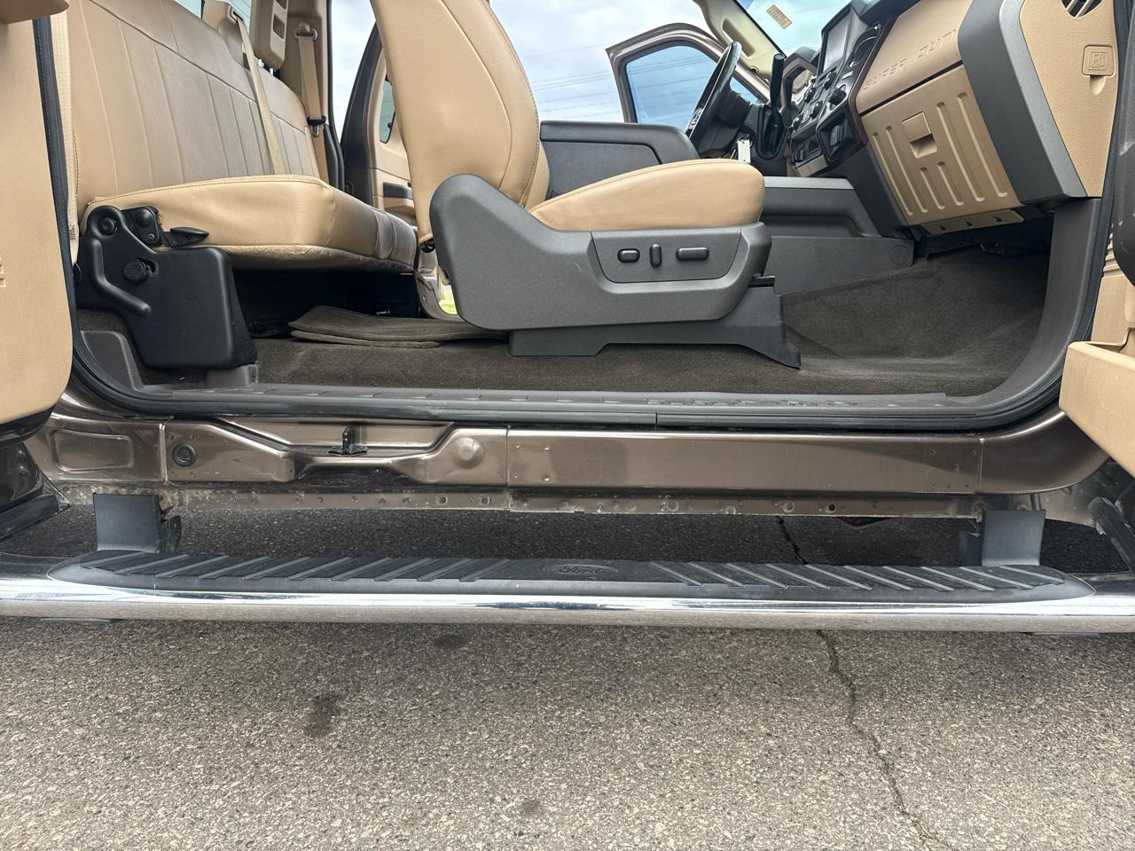 Ford F-350 SD Lariat SuperCab Long Bed DRW 2WD 2016