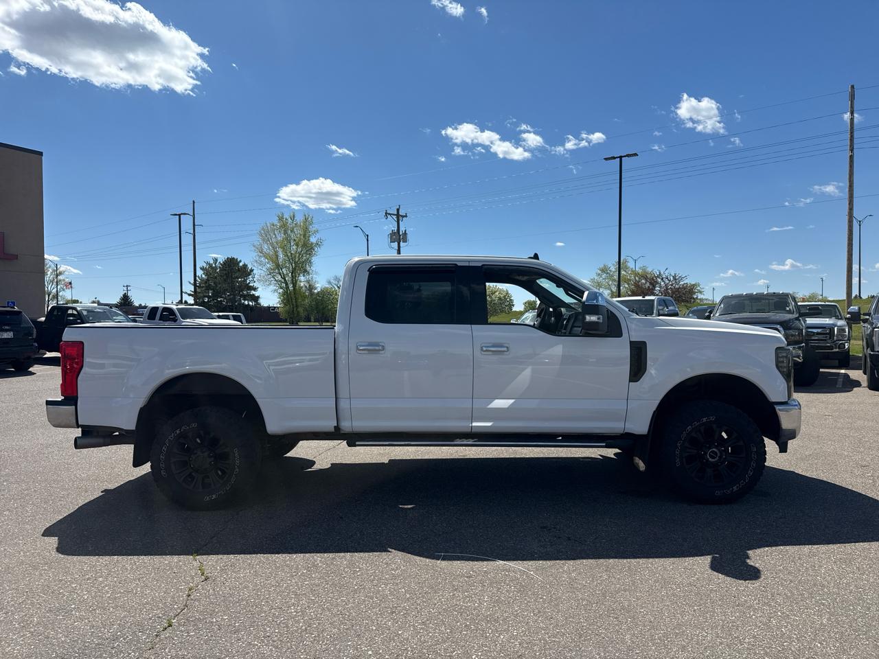 Ford F-250 SD Lariat Crew Cab 4WD 2019