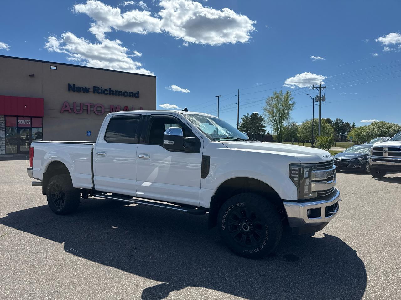 Ford F-250 SD Lariat Crew Cab 4WD 2019