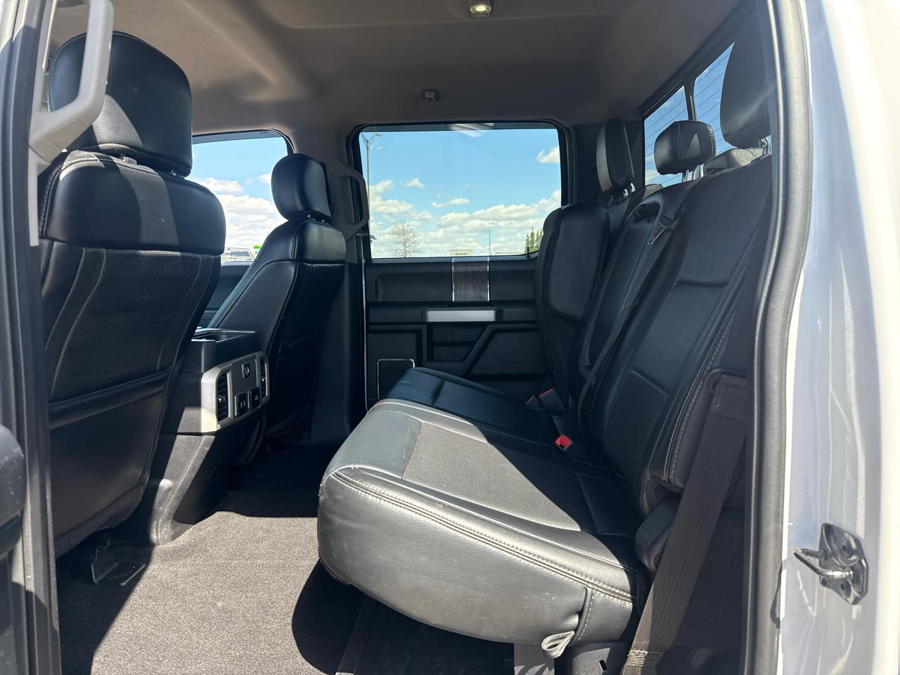 Ford F-250 SD Lariat Crew Cab 4WD 2019