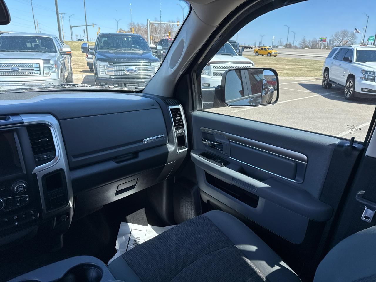 RAM 3500 SLT Crew Cab LWB 4WD DRW 2018