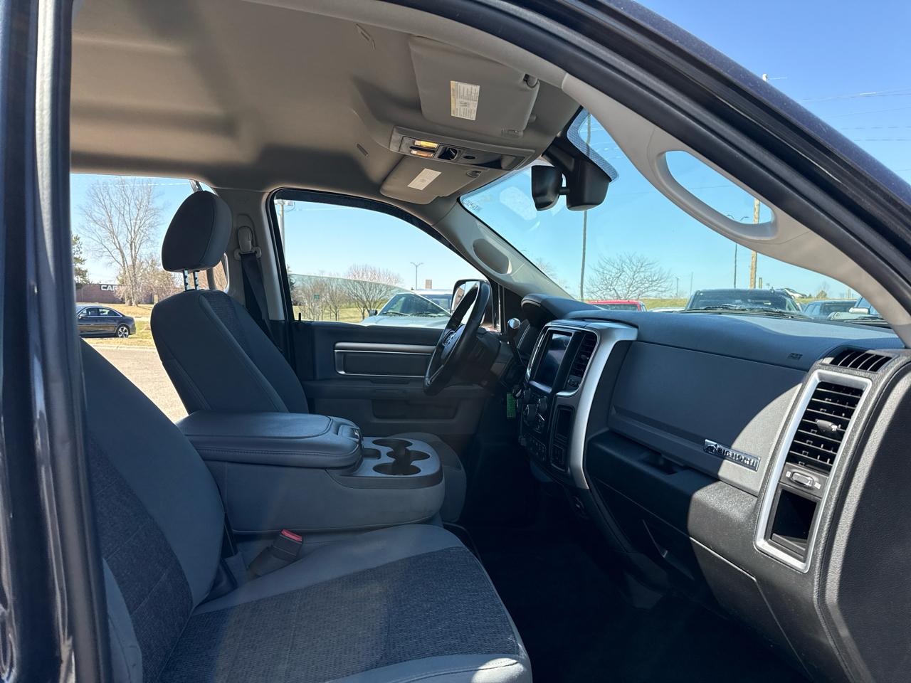 RAM 3500 SLT Crew Cab LWB 4WD DRW 2018