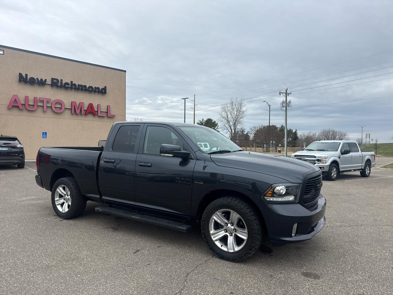 RAM 1500 Sport Quad Cab 4WD 2014