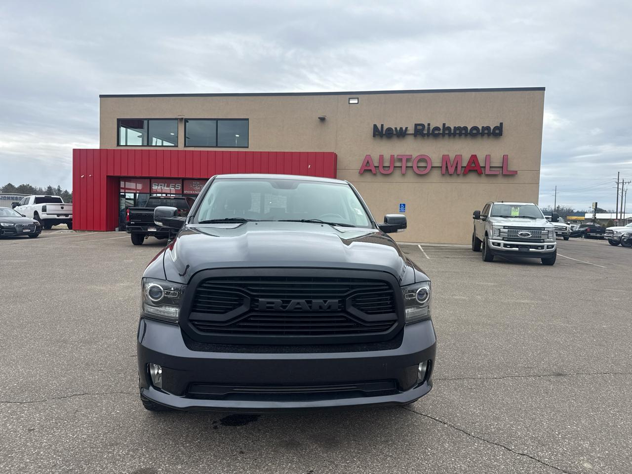 RAM 1500 Sport Quad Cab 4WD 2014