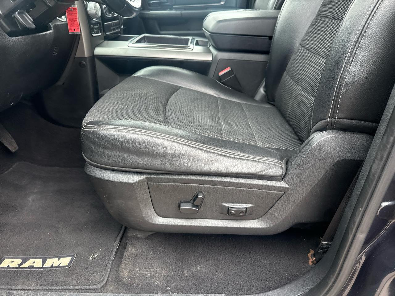 RAM 1500 Sport Quad Cab 4WD 2014