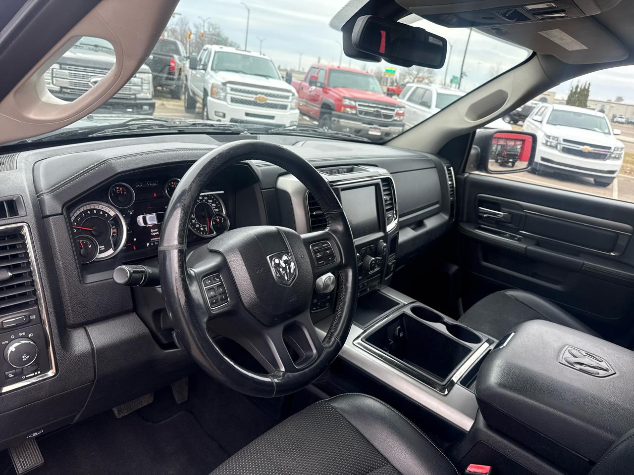 RAM 1500 Sport Quad Cab 4WD 2014