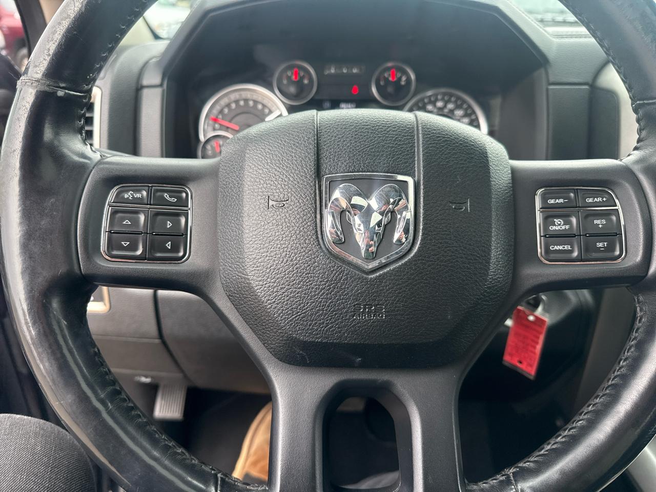 RAM 1500 Sport Quad Cab 4WD 2014