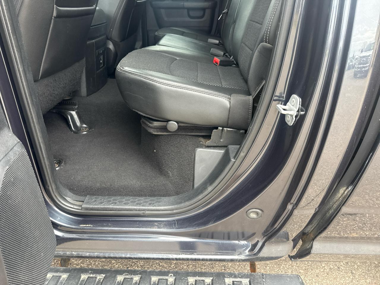 RAM 1500 Sport Quad Cab 4WD 2014