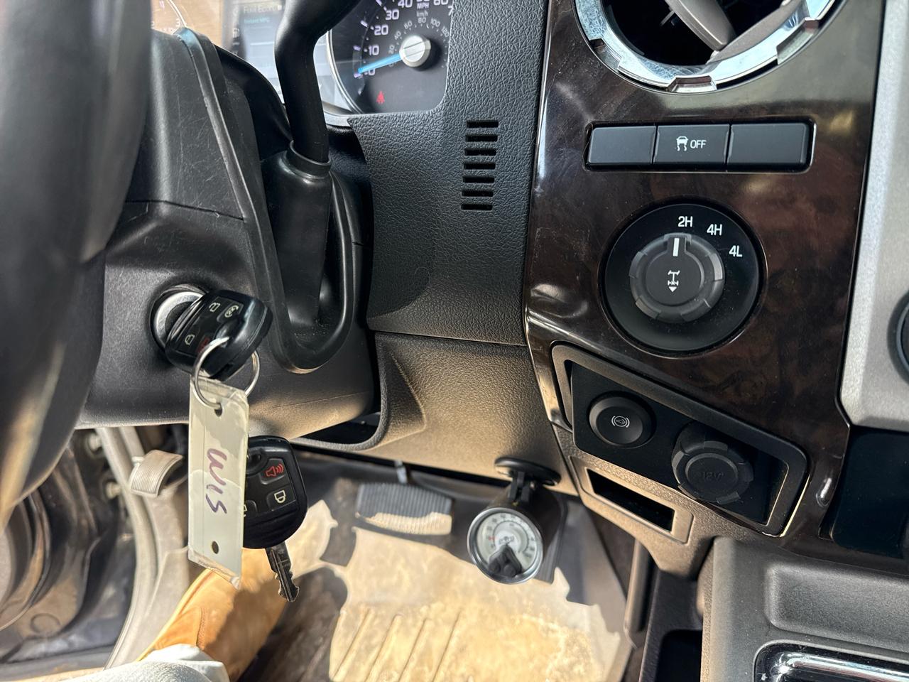 Ford F-350 SD Platinum Crew Cab 4WD 2016