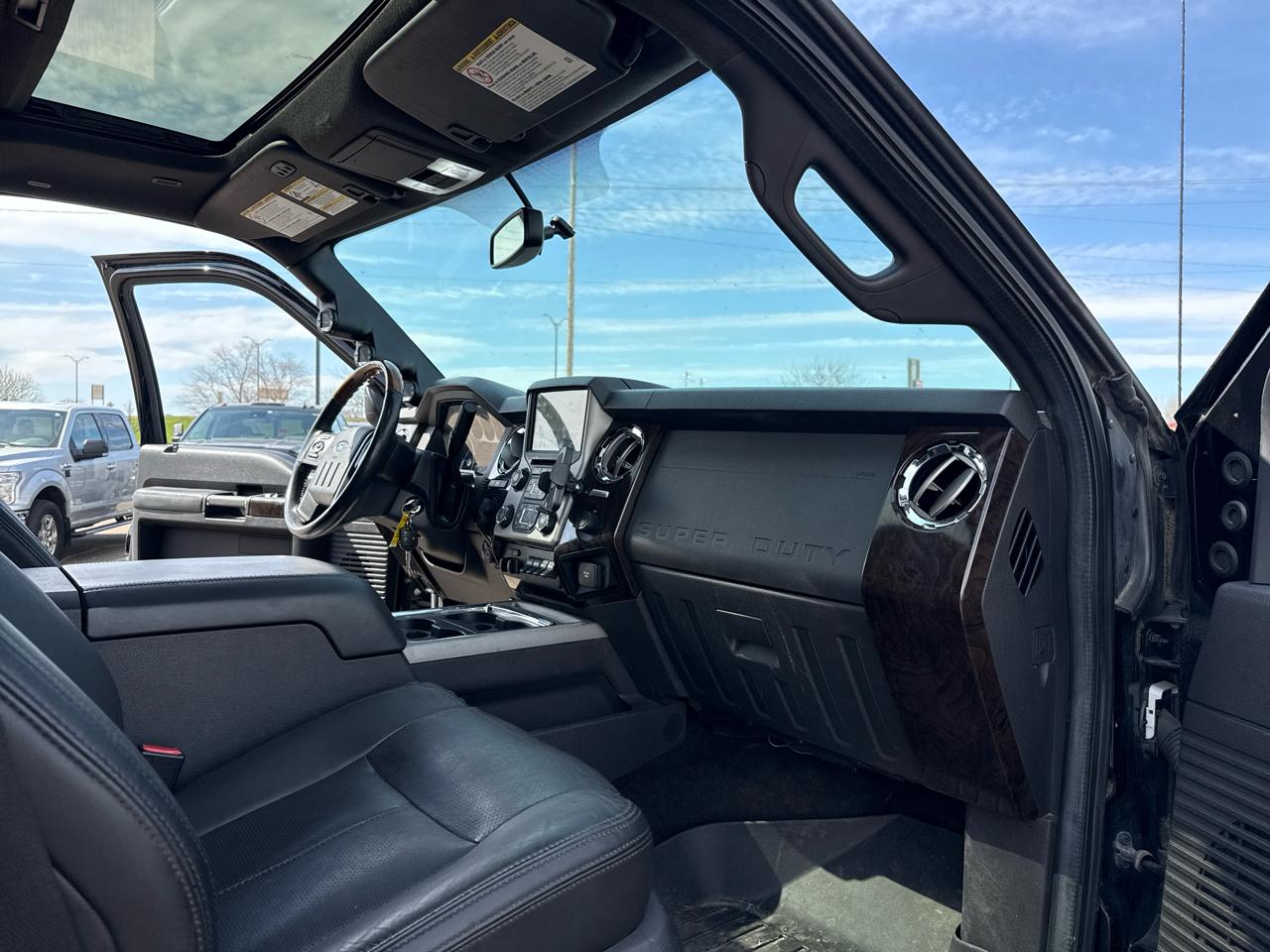 Ford F-350 SD Platinum Crew Cab 4WD 2016