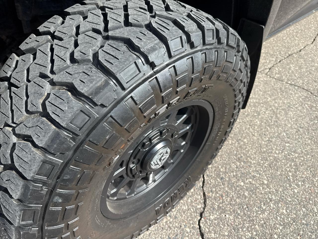 RAM 3500 Laramie Crew Cab SWB 4WD 2020