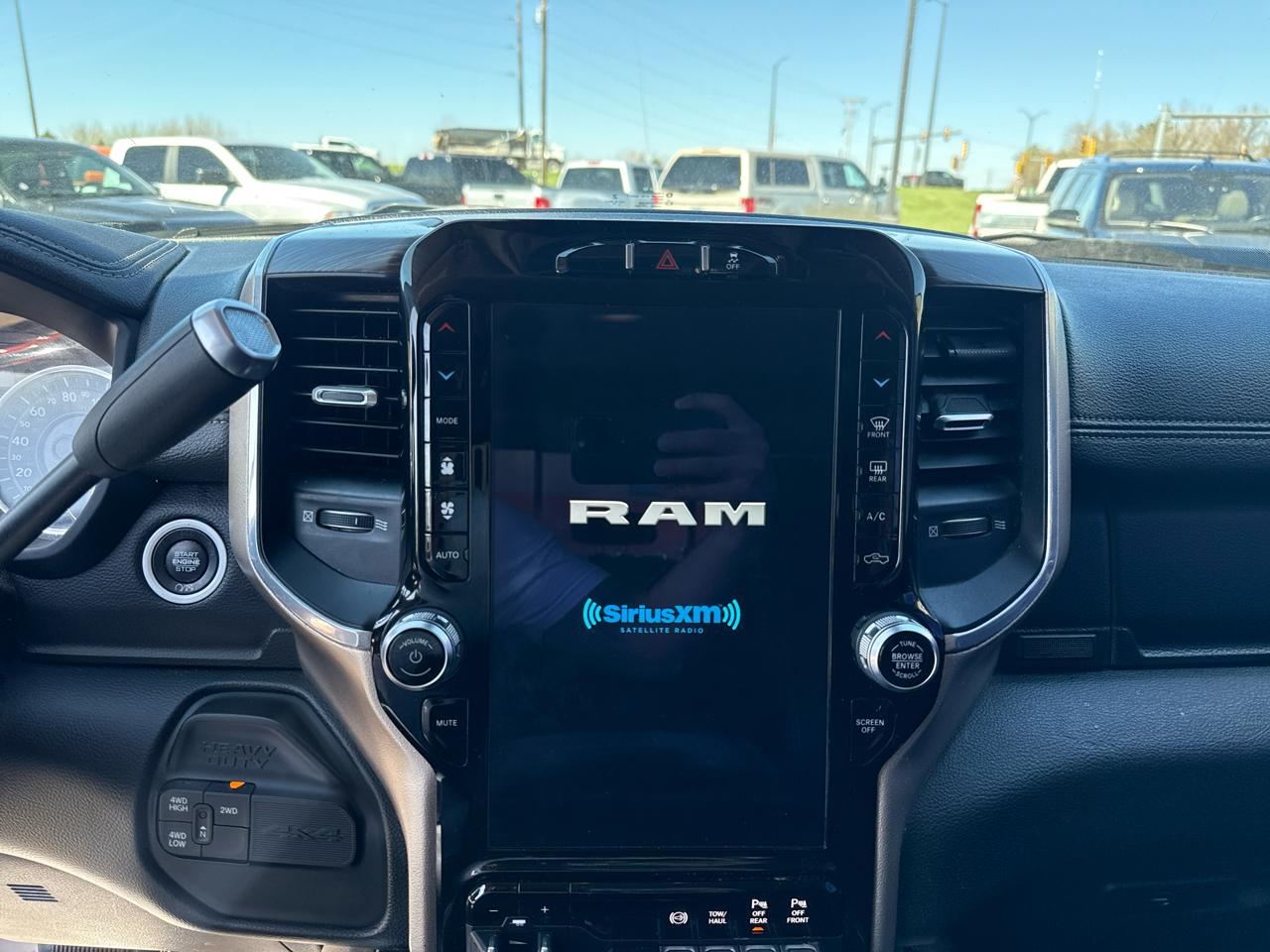 RAM 3500 Laramie Crew Cab LWB 4WD DRW 2019