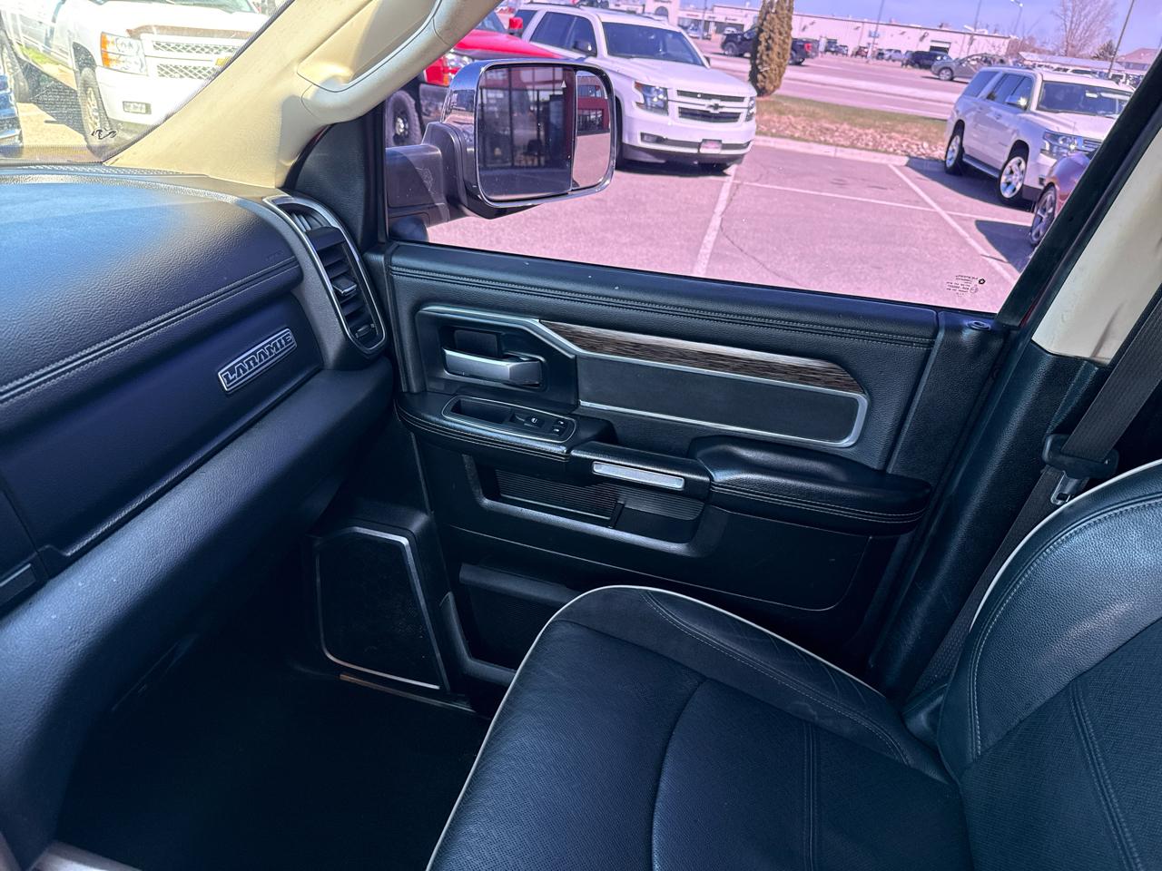 RAM 3500 Laramie Crew Cab LWB 4WD DRW 2019