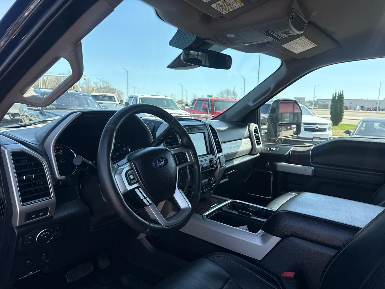 Ford F-350 SD Lariat Crew Cab Long Bed 4WD 2019