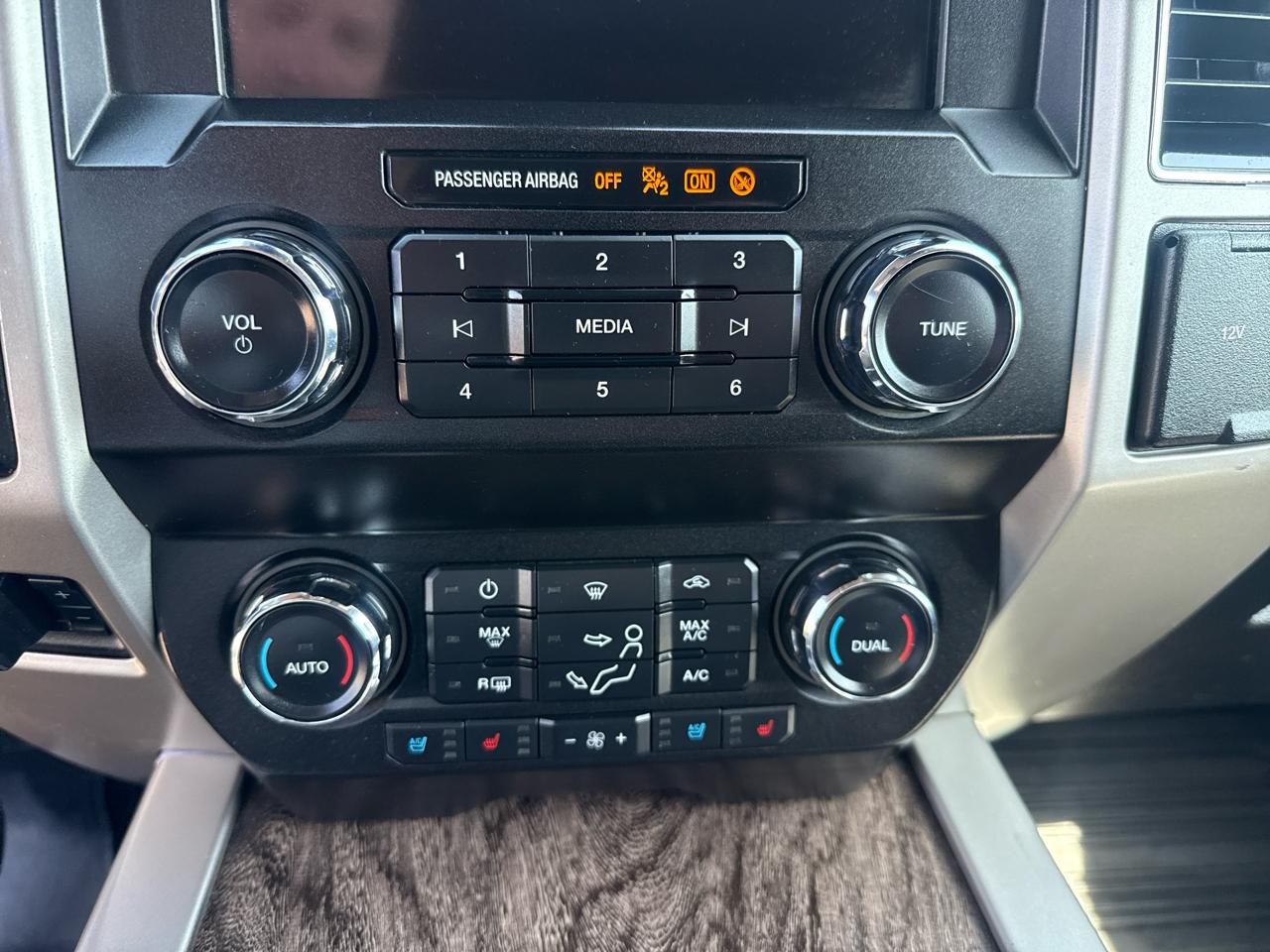 Ford F-350 SD Lariat Crew Cab Long Bed 4WD 2019