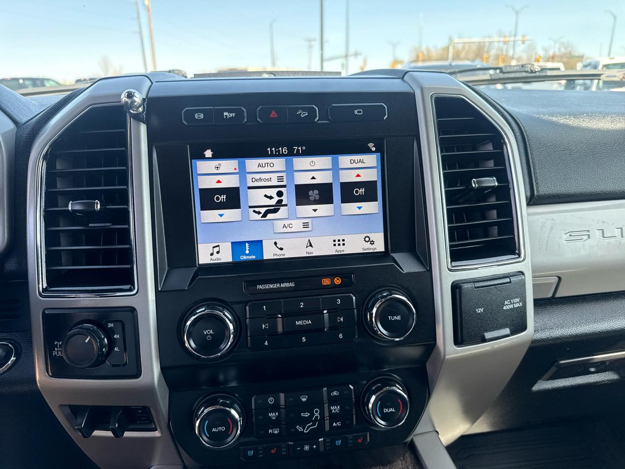 Ford F-350 SD Lariat Crew Cab Long Bed 4WD 2019